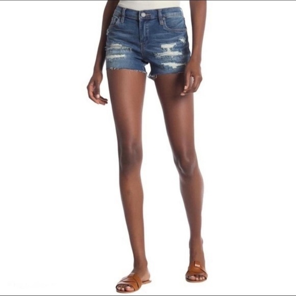 BLANKNYC The Essex Classic Cut Off Short - Picture 1 of 6